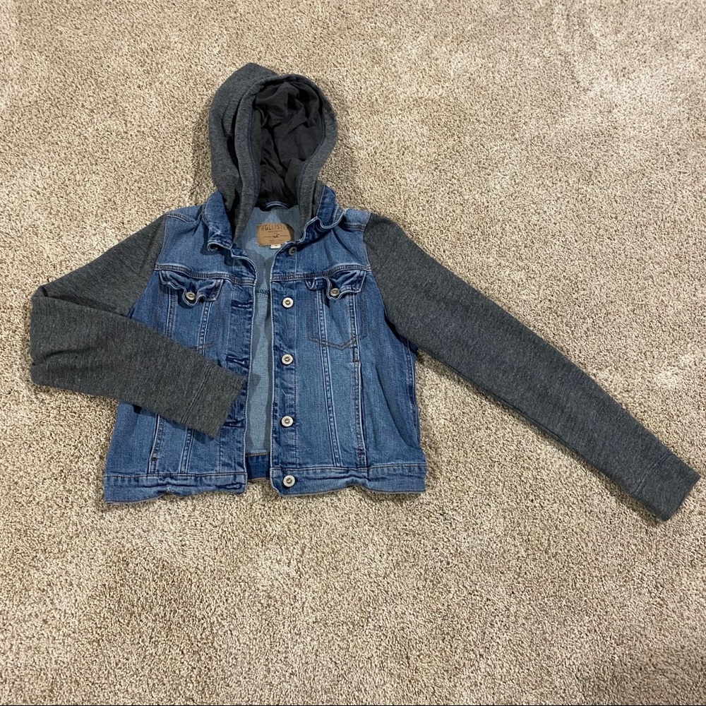 Hollister Cropped Jean Jacket/Sweatshirt